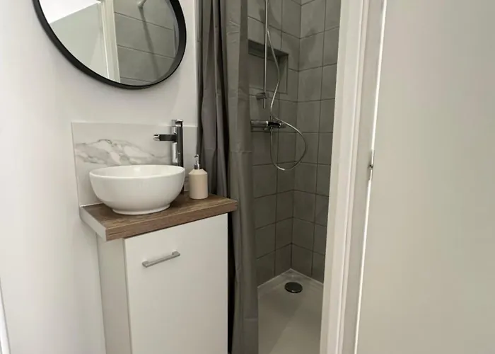 Apartment Eden